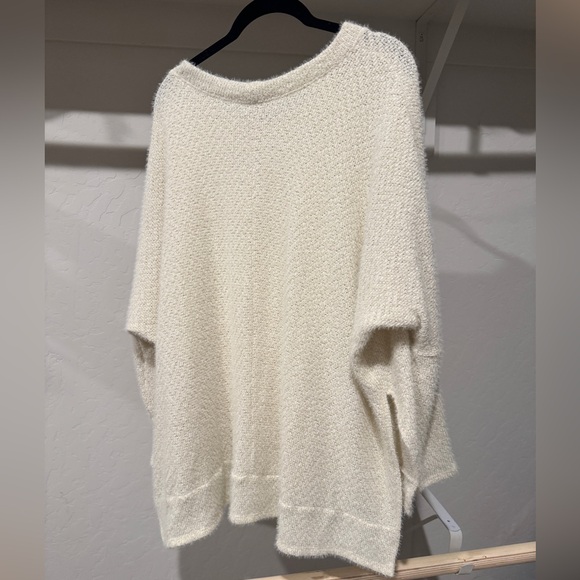 Pink Lily Sweater - Picture 4 of 4